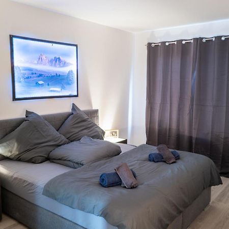 #412 Komfortable, Stilvolle Wohnung Fuer 6 Personen Mülheim an der Ruhr Esterno foto