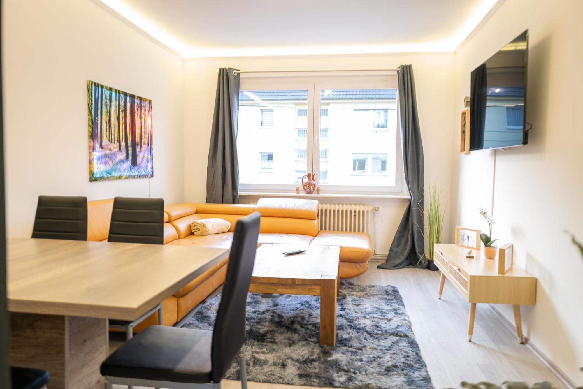 #412 Komfortable, Stilvolle Wohnung Fuer 6 Personen Mülheim an der Ruhr Esterno foto